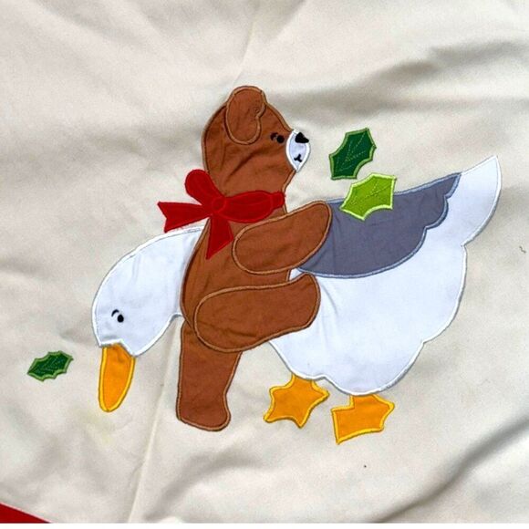 Vintage Christmas Goose & Bear Cottage Retro Tree Skirt 43” Round Cotton READ - Picture 7 of 13